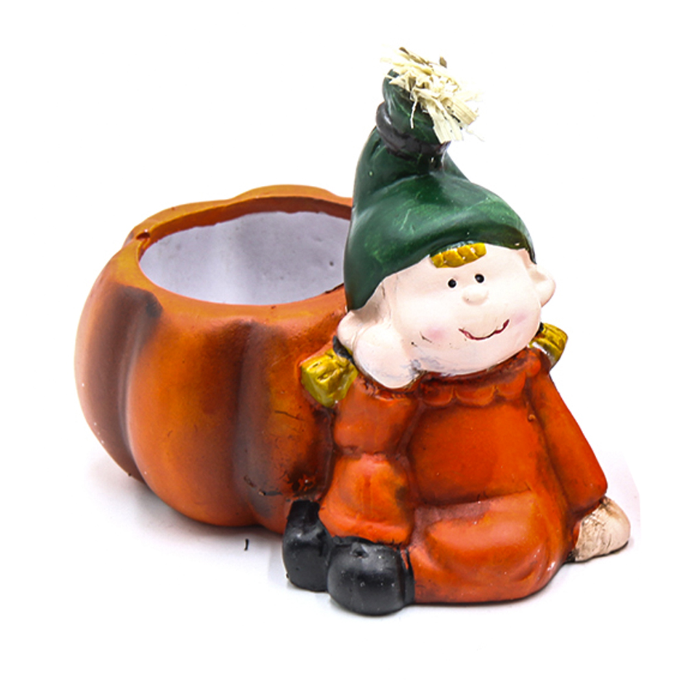 FIGURA KASPÓVAL 2/24 15x10x12-5 CM 2 FÉLE